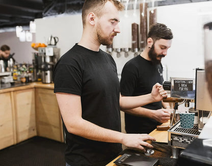 Caramont,4 Oz Espresso Gobelets en Carton avec Agitateurs en Bois,Écologique et Jetables,Résistant à la Chaleur,Carton de Qualité,Idéal pour Toutes Les Boissons Chaudes ; Café,Thé,Chocolat etc. -400