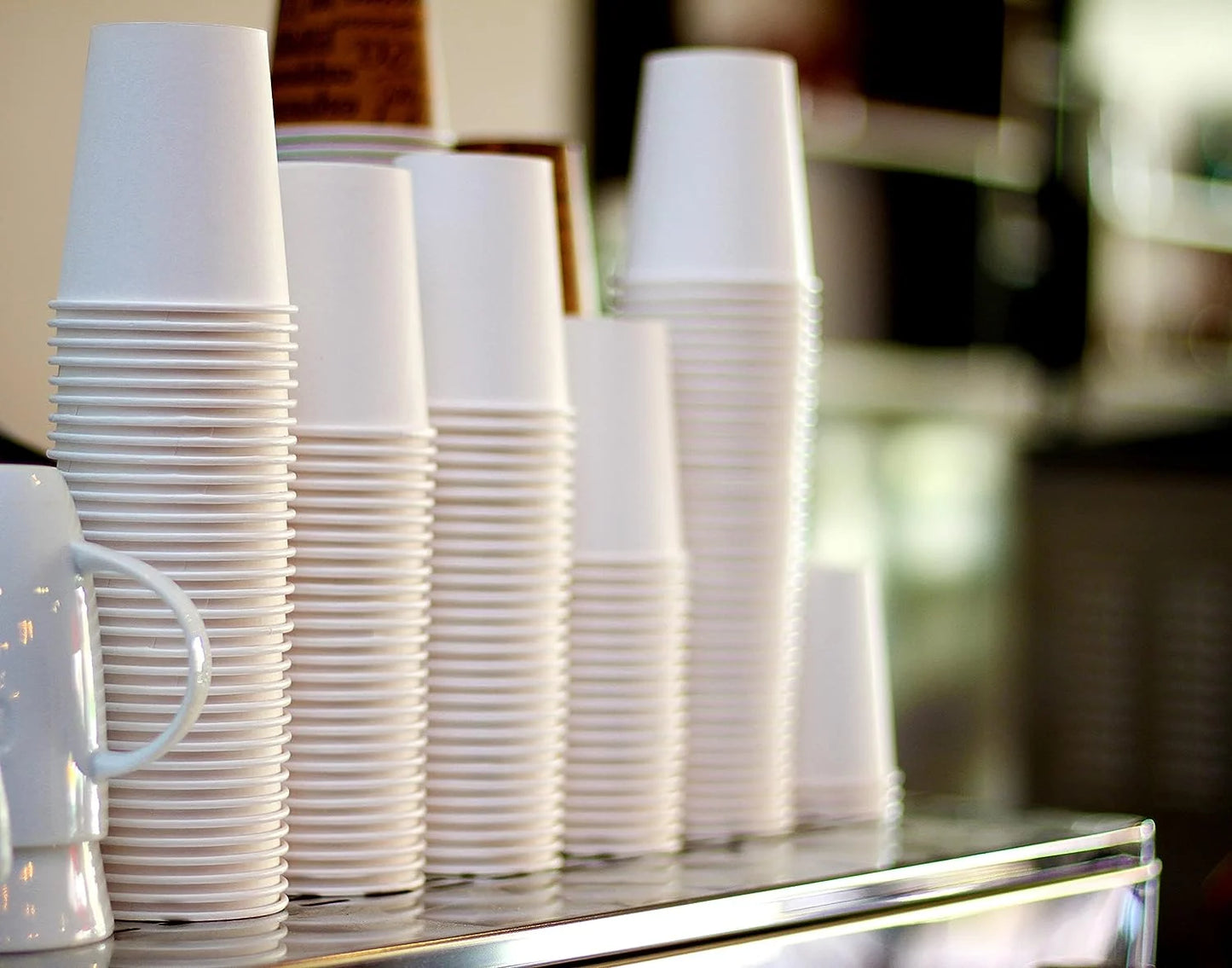 Vasos de papel de 7 oz con agitadores de madera, ecológicos y desechables, resistentes al calor, para bebidas frías y calientes, hechos de cartón de calidad, ideales para café, té, cumpleaños, etc. -200